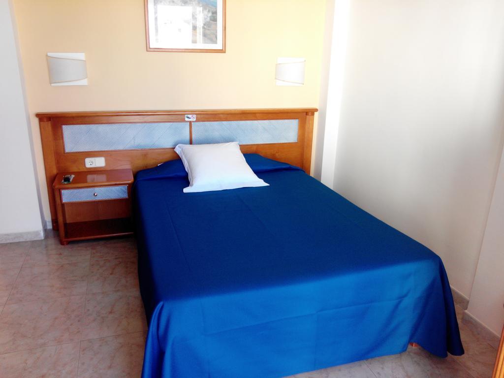 Hostal Leo D'Or Cala D´Or 객실 사진
